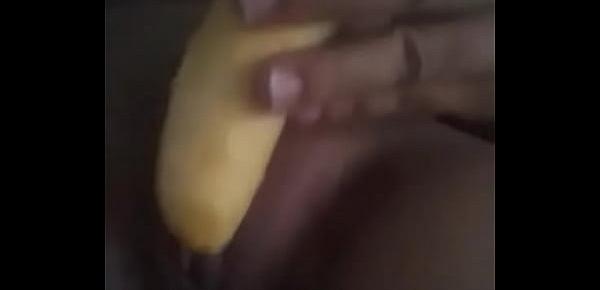  Venezolana se masturba con un maduro